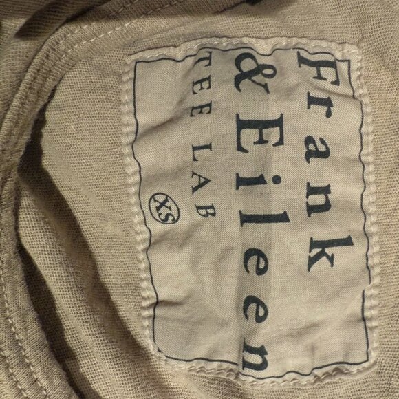 Frank & Eileen NWOT Brown hi low Long Sleeve Top xs - Picture 4 of 5